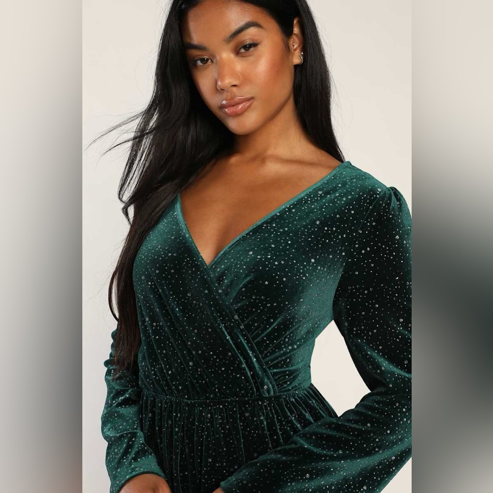 Lulus Beneath a Starry Sky Emerald Green Velvet Silver Sparkly Romper Medium NWT - Picture 13 of 15